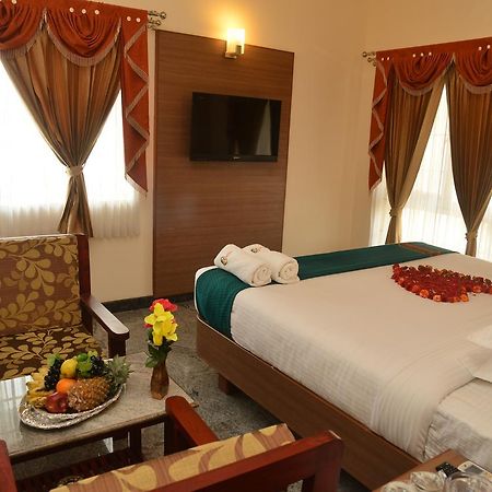 Sri Balaji Hotels Tiruchengodu Екстер'єр фото